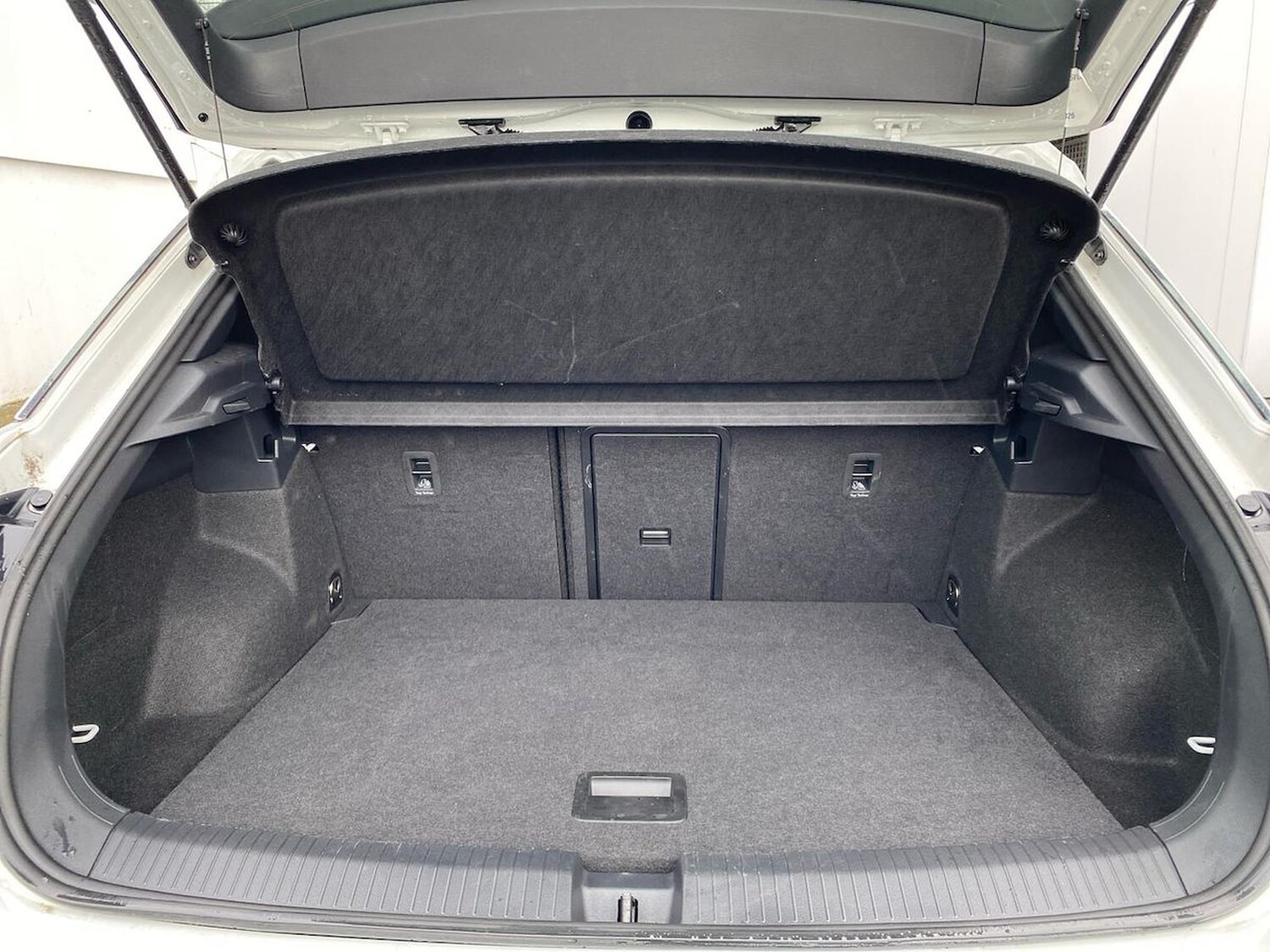 Used Volkswagen T-Roc 2025 for sale - 78195907: Photo 17