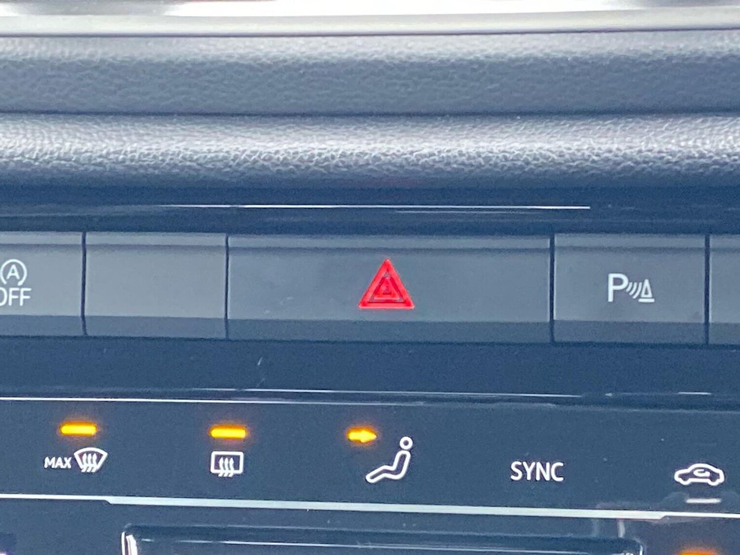 Used Volkswagen T-Roc 2025 for sale - 78195907: Photo 22