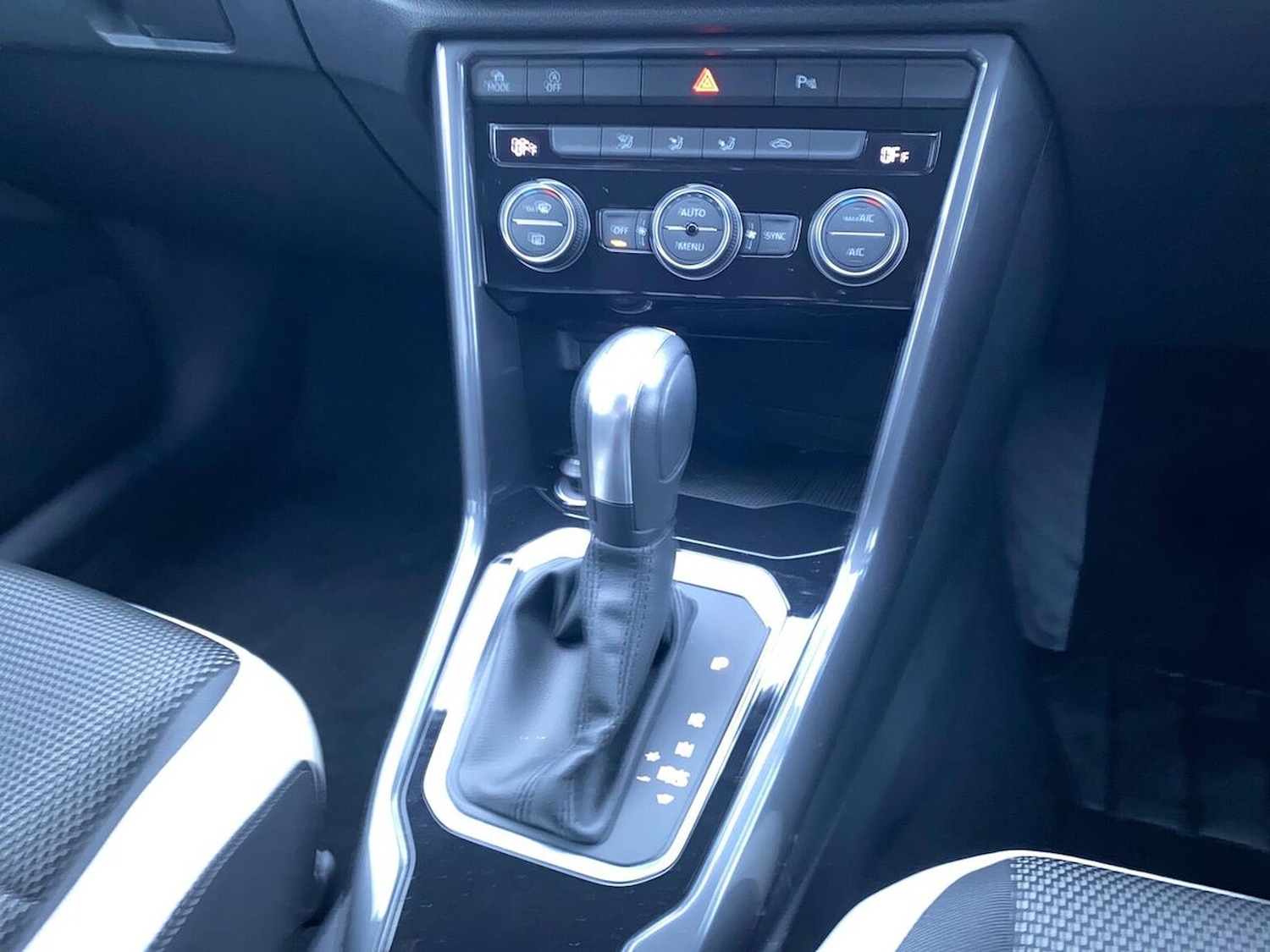 Used Volkswagen T-Roc 2021 for sale - 77687971: Photo 13