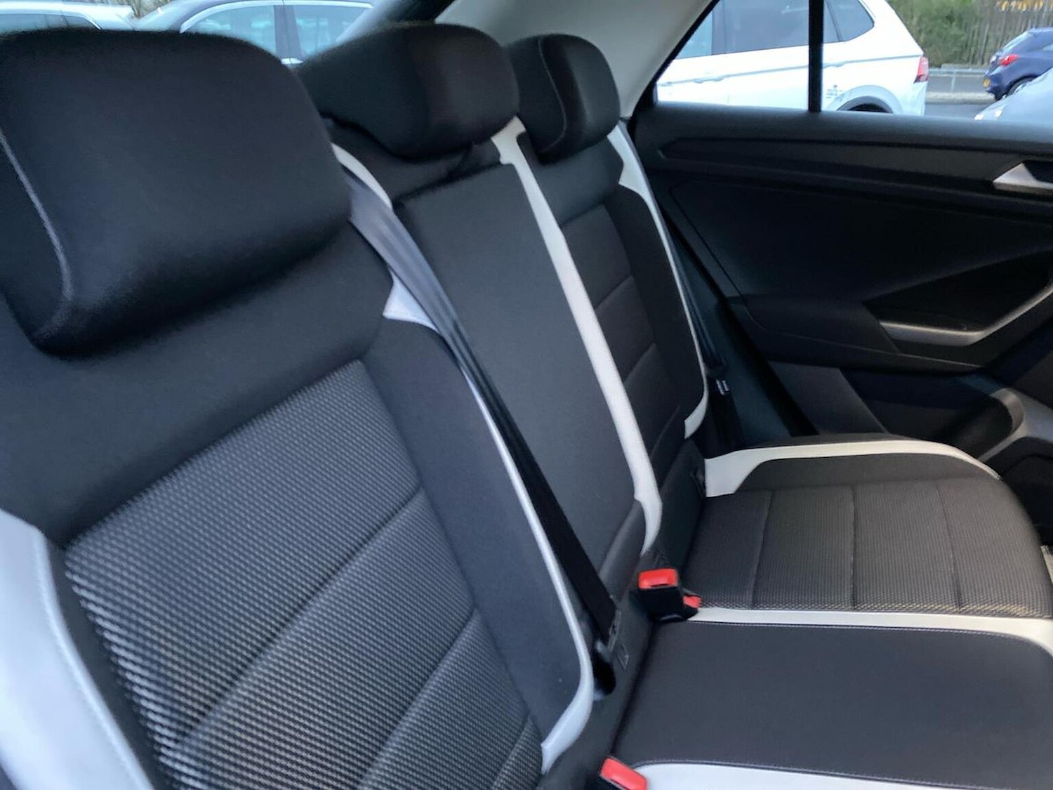 Used Volkswagen T-Roc 2021 for sale - 77687971: Photo 16