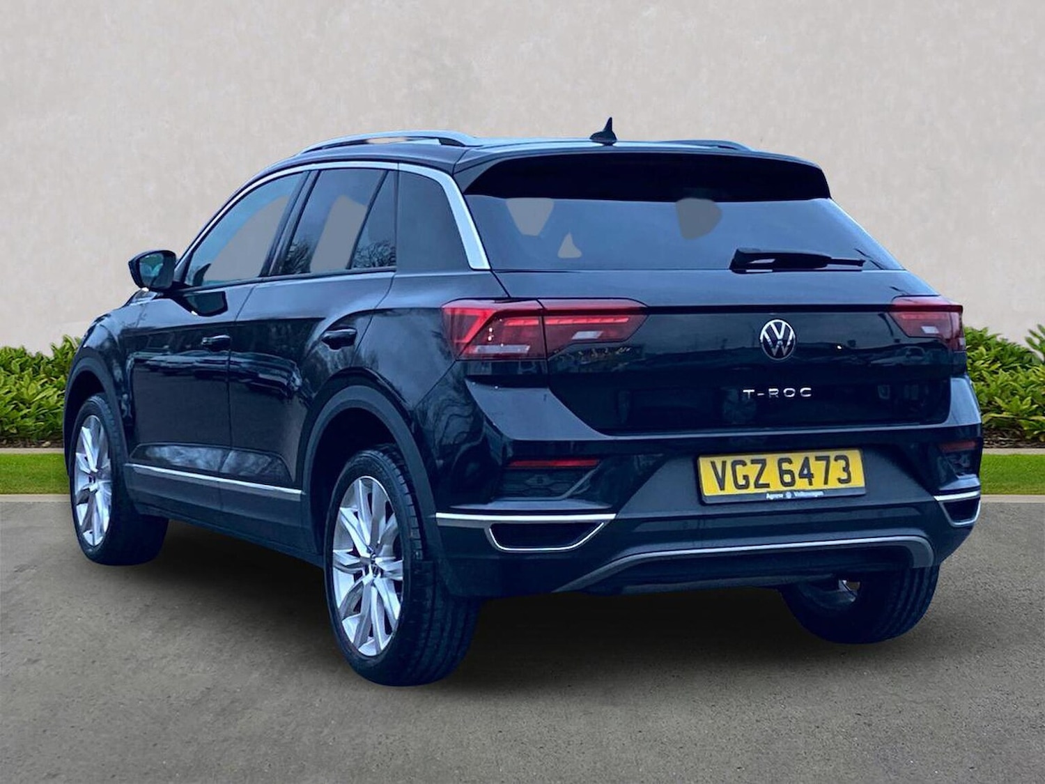 Used Volkswagen T-Roc 2021 for sale - 77687971: Photo 2