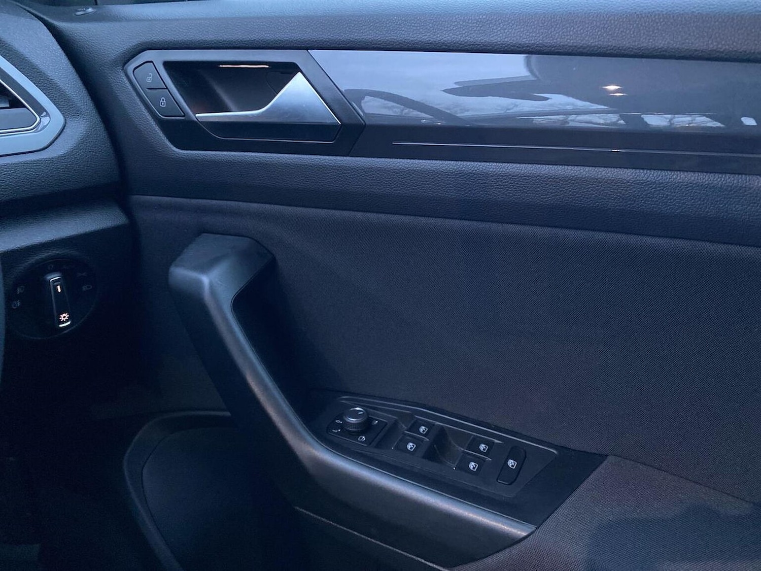 Used Volkswagen T-Roc 2021 for sale - 77687971: Photo 21