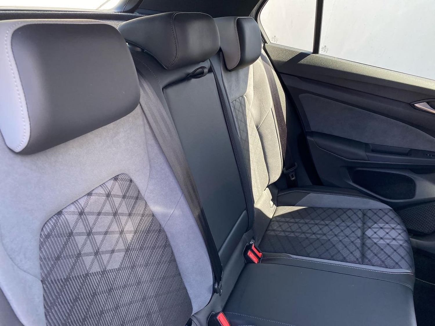 Used Volkswagen Golf 2024 for sale - 77056906: Photo 17