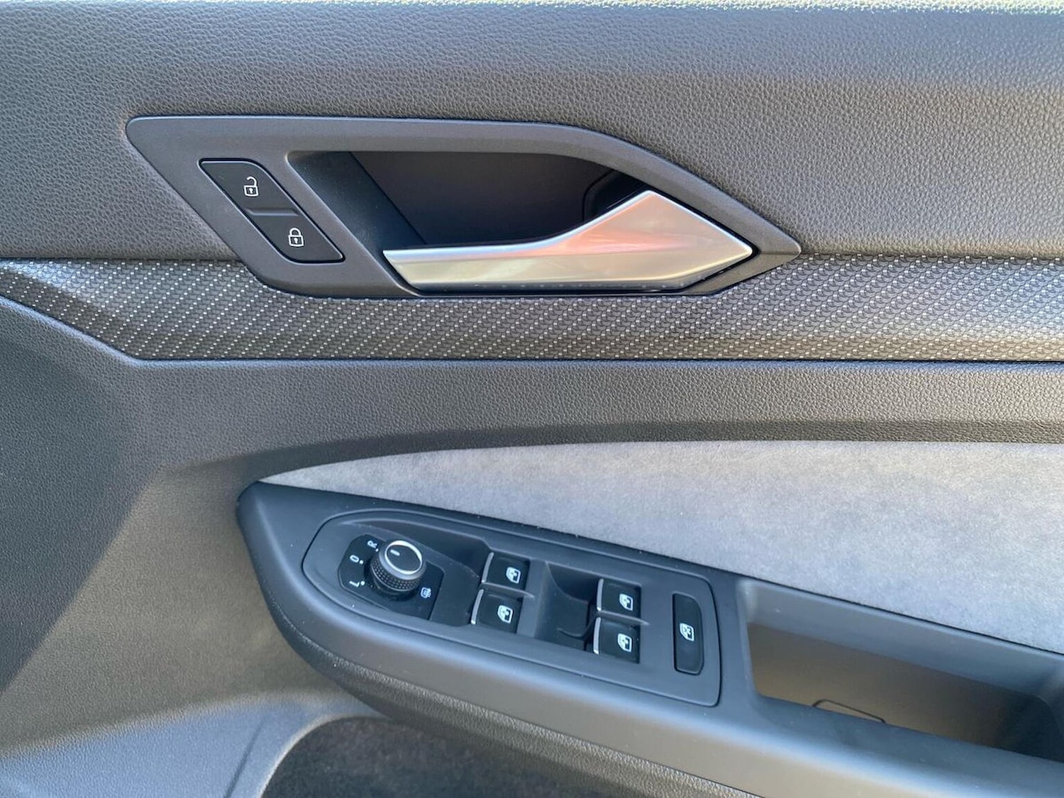 Used Volkswagen Golf 2024 for sale - 77056906: Photo 22