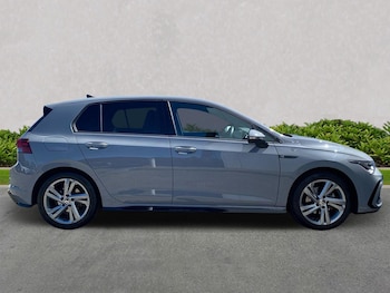 Used Volkswagen Golf 2024 for sale - 77056906: Photo