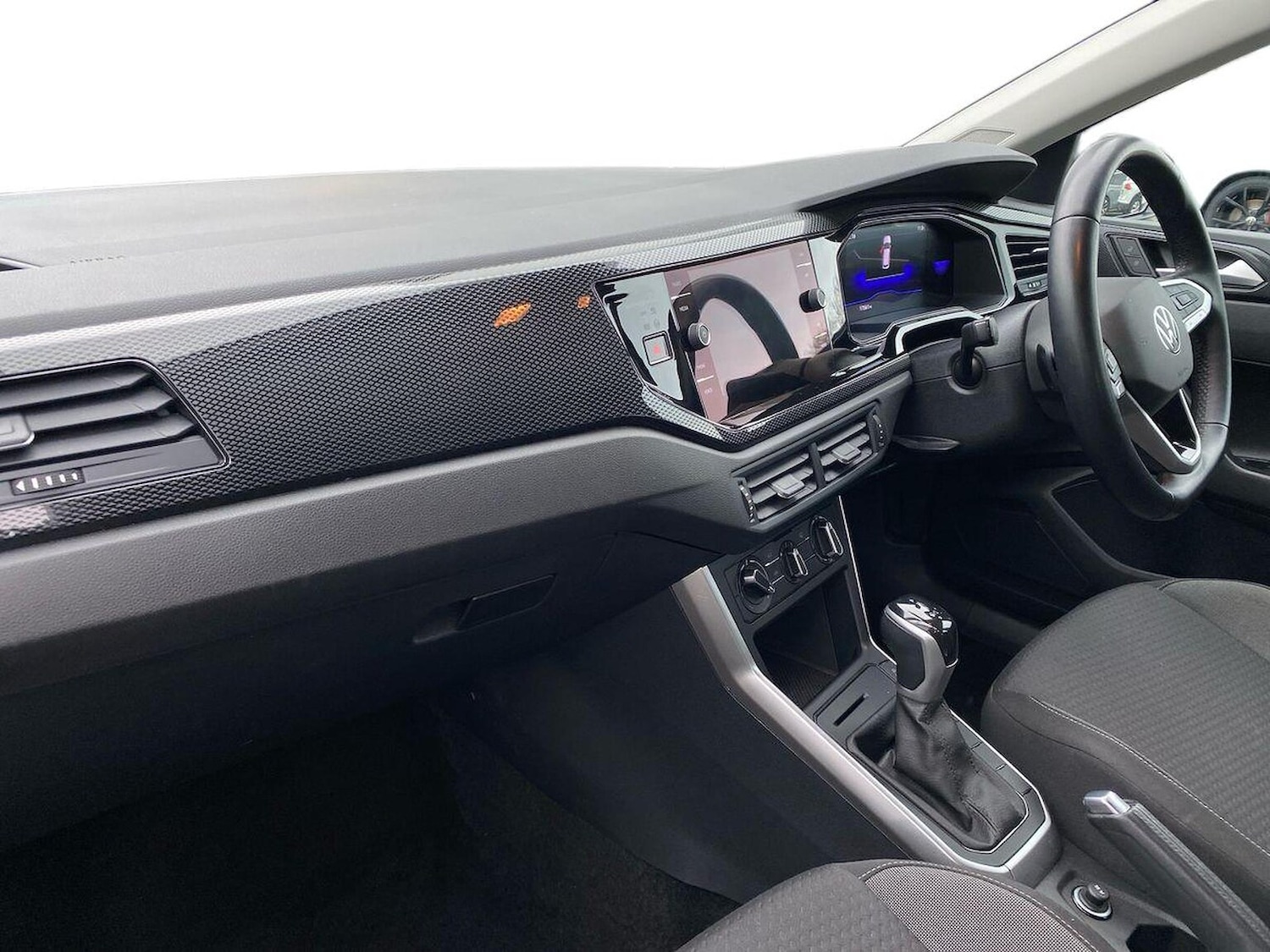 Used Volkswagen Polo 2024 for sale - 76725935: Photo 7