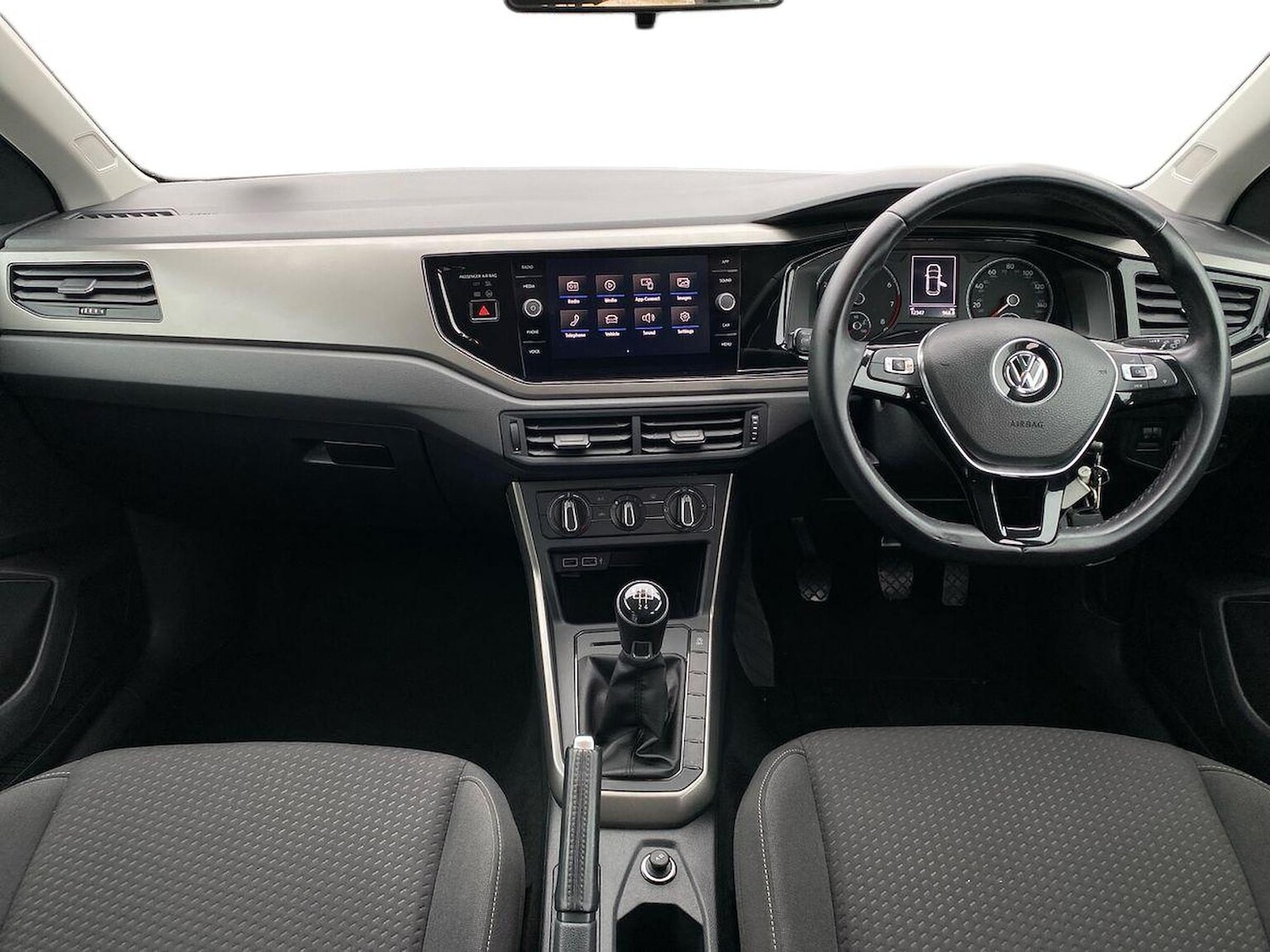 Used Volkswagen Polo 2019 for sale - 76450534: Photo 8