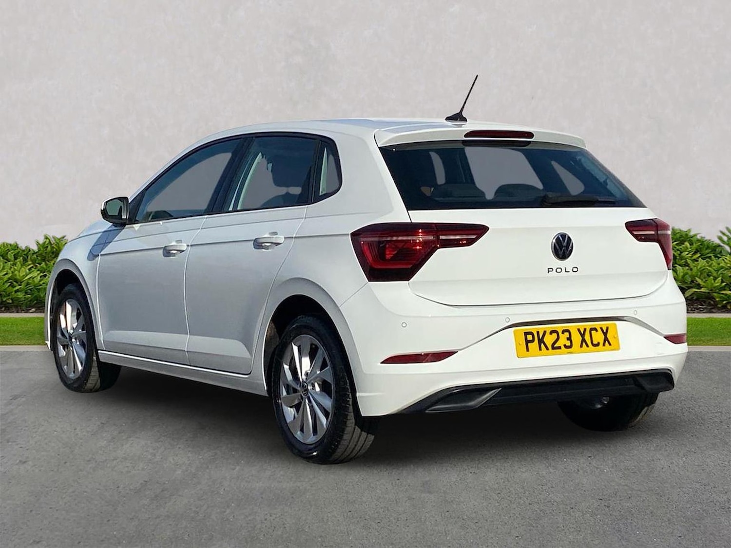 Used Volkswagen Polo 2023 for sale - 78195947: Photo 2