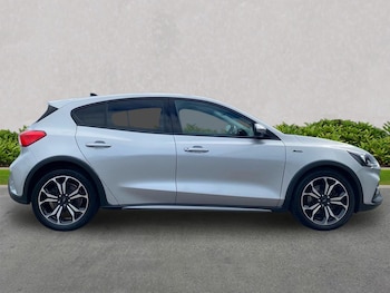 Used Ford Focus 2019 for sale - 76212008: Photo