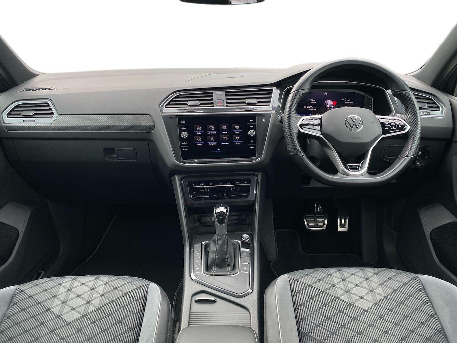 Used Volkswagen Tiguan 2023 for sale - 76194487: Photo 8