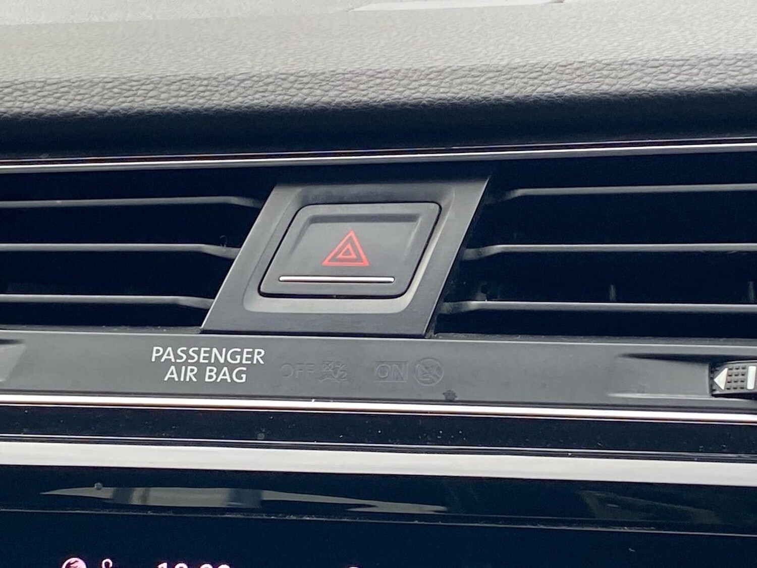 Used Volkswagen Touran 2020 for sale - 77759340: Photo 22