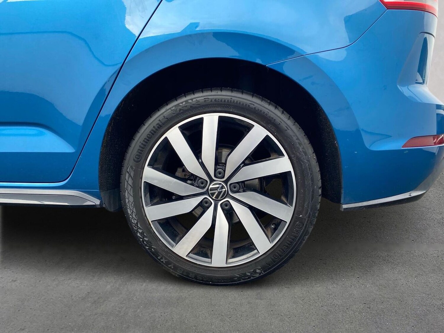 Used Volkswagen Touran 2020 for sale - 77759340: Photo 6