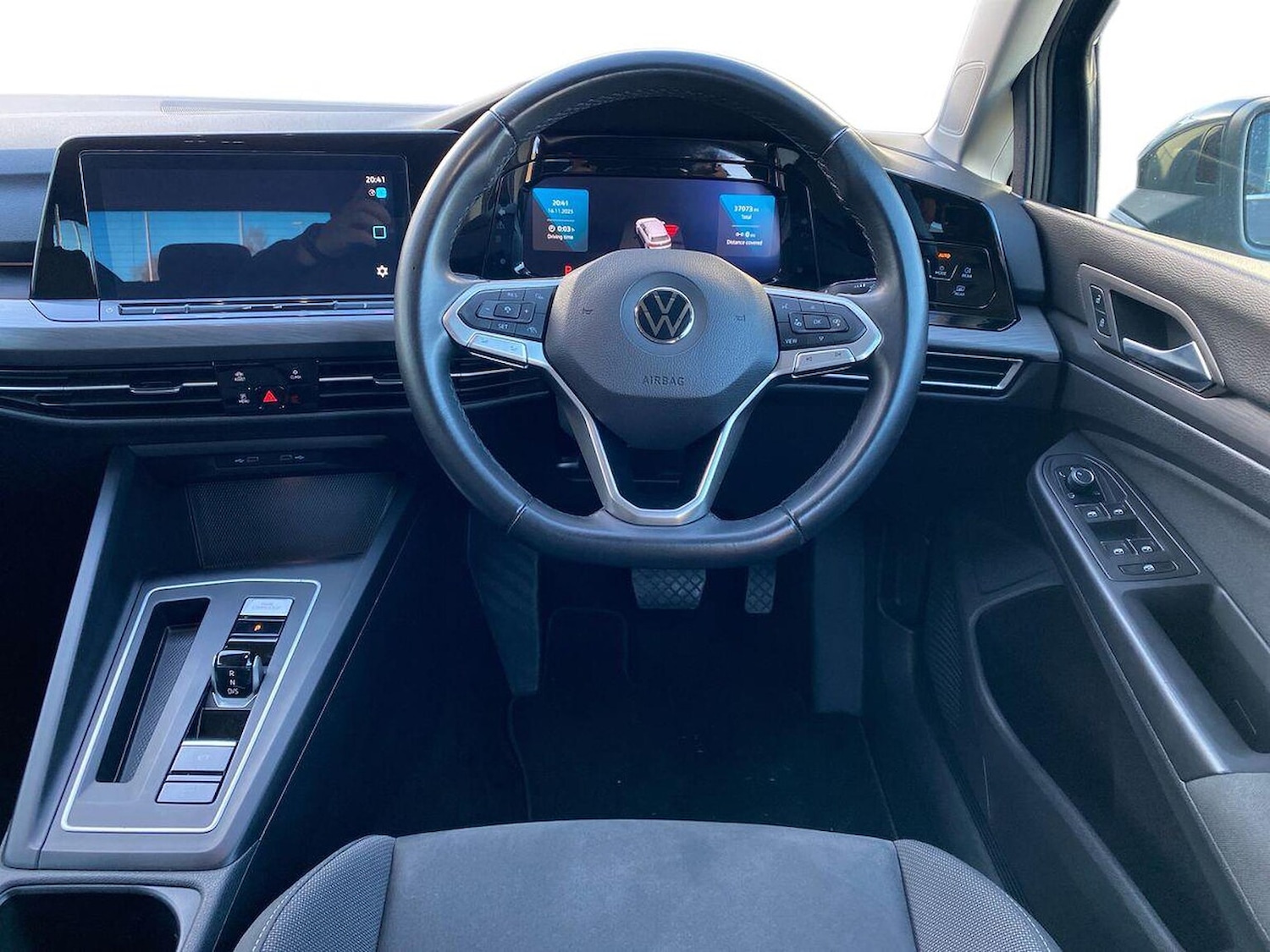 Used Volkswagen Golf 2021 for sale - 76600138: Photo 9