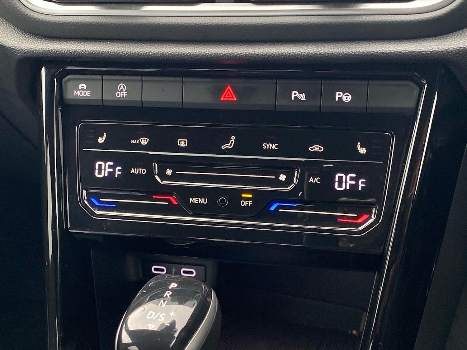 Used Volkswagen T-Roc 2022 for sale - 76455322: Photo 12