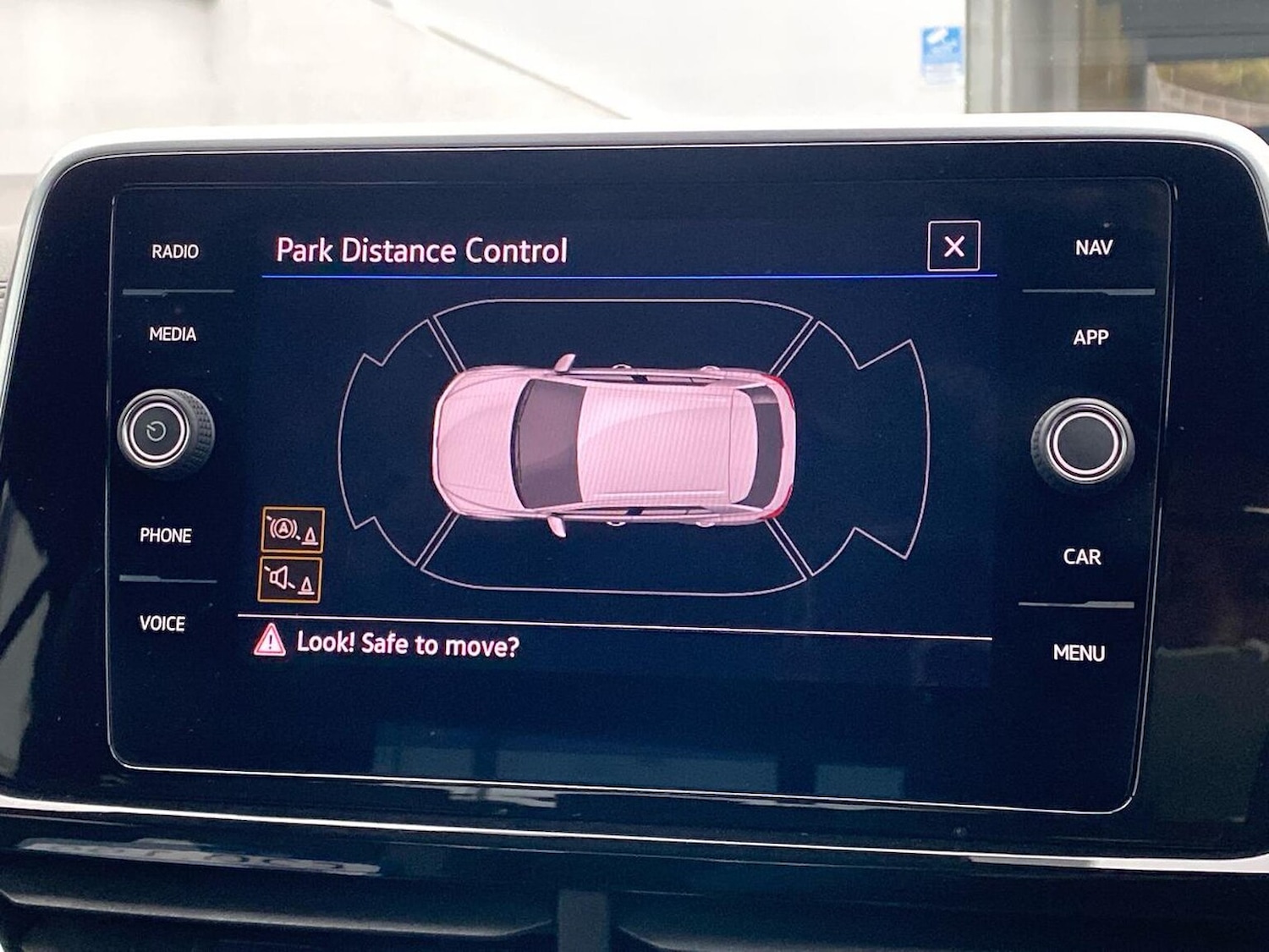 Used Volkswagen T-Roc 2022 for sale - 76455322: Photo 23