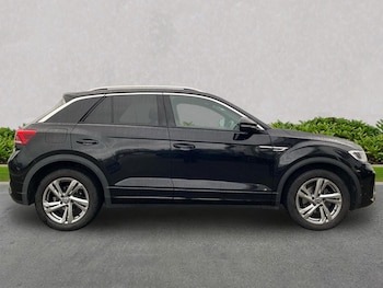 Used Volkswagen T-Roc 2022 for sale - 76455322: Photo