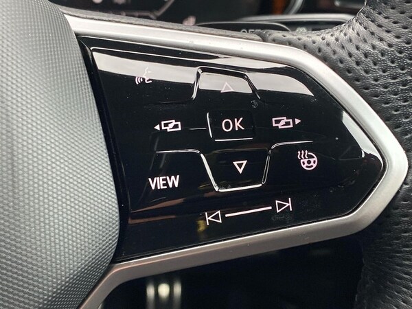 Used Volkswagen Touareg 2022 for sale - 76082526: Photo 26