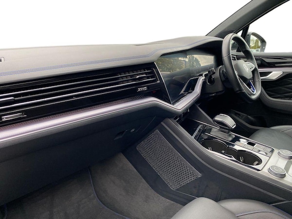 Used Volkswagen Touareg 2022 for sale - 76082526: Photo 7