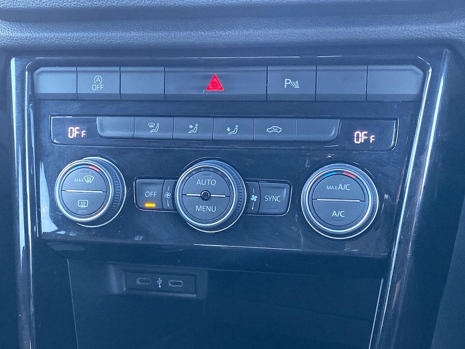 Used Volkswagen T-Roc 2020 for sale - 76794901: Photo 12