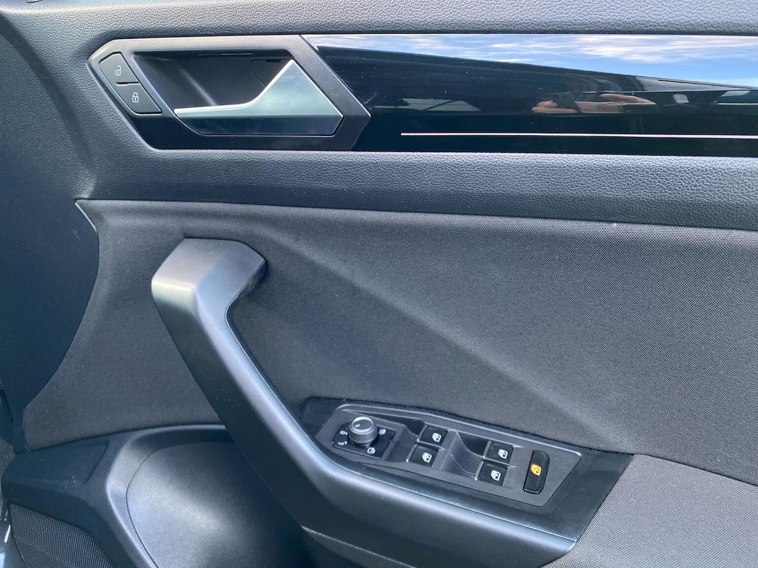 Used Volkswagen T-Roc 2020 for sale - 76794901: Photo 21