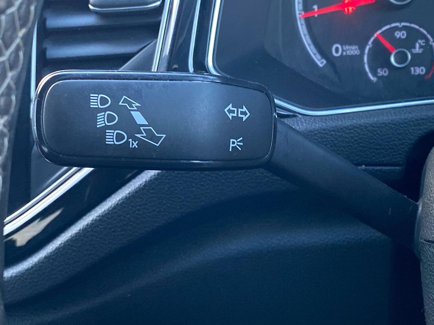 Used Volkswagen T-Roc 2020 for sale - 76794901: Photo 28