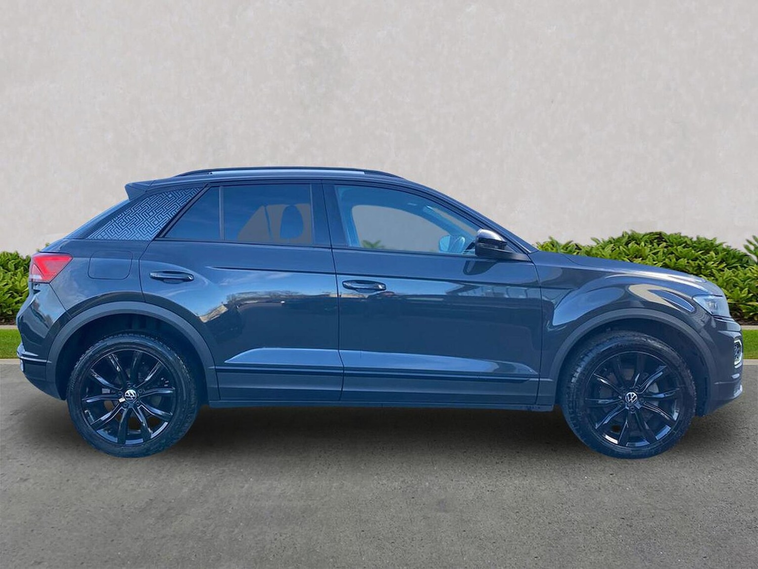 Used Volkswagen T-Roc 2020 for sale - 76794901: Photo 3