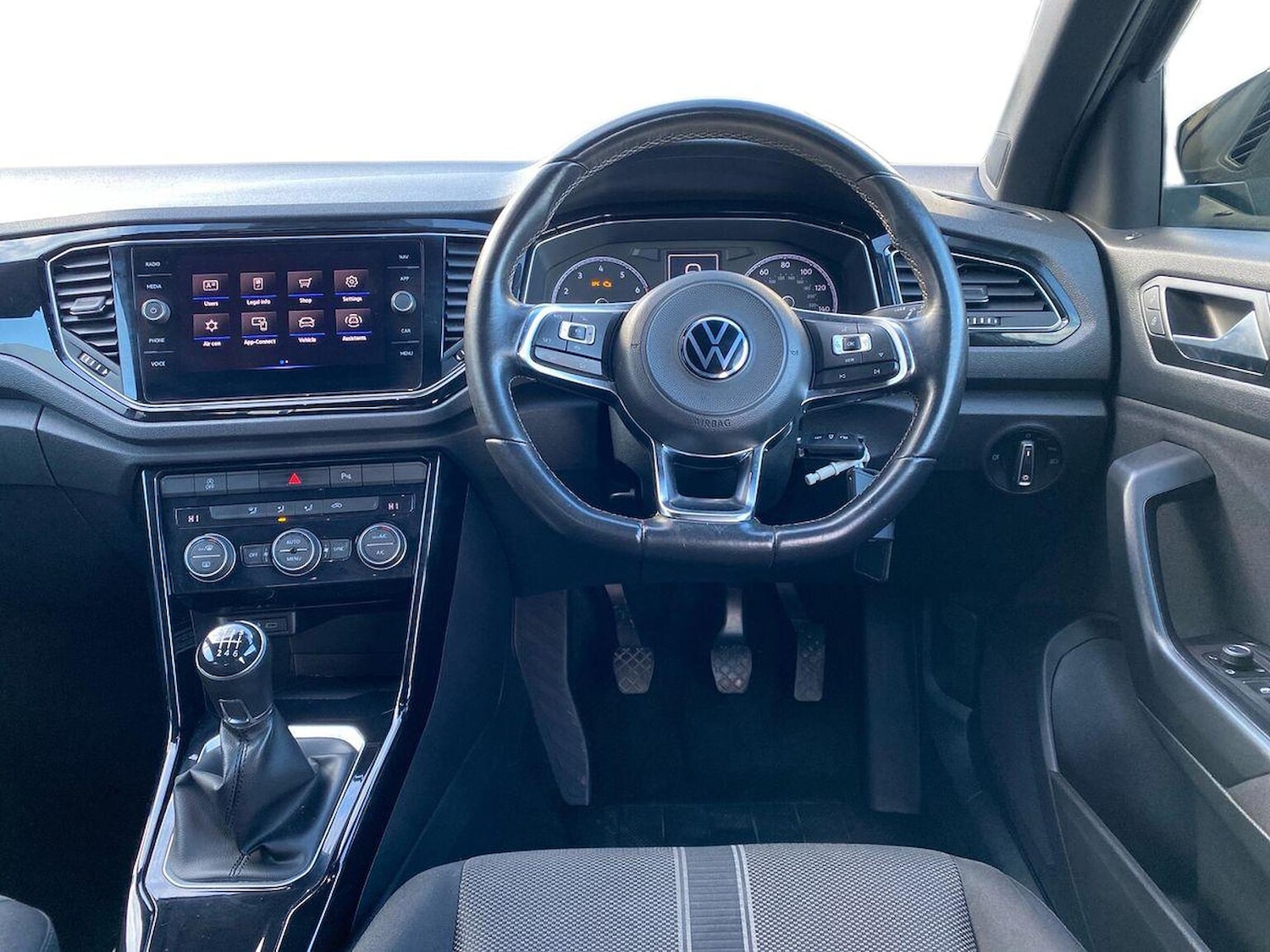 Used Volkswagen T-Roc 2020 for sale - 76794901: Photo 9