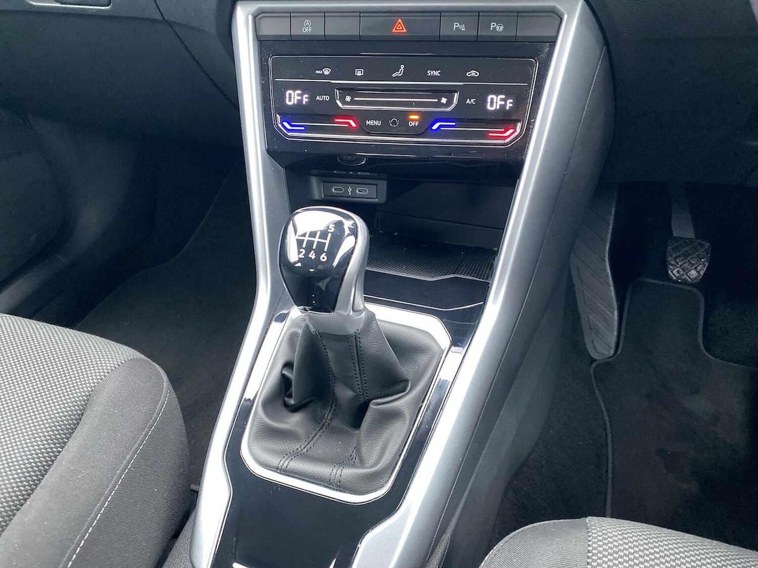 Used Volkswagen T-Roc 2023 for sale - 76821743: Photo 13