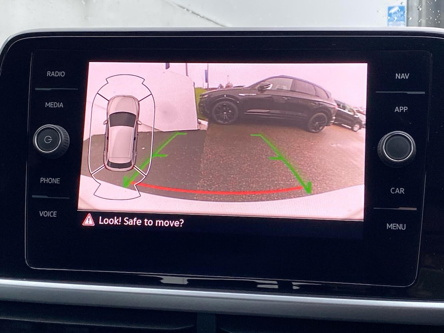 Used Volkswagen T-Roc 2023 for sale - 76821743: Photo 23