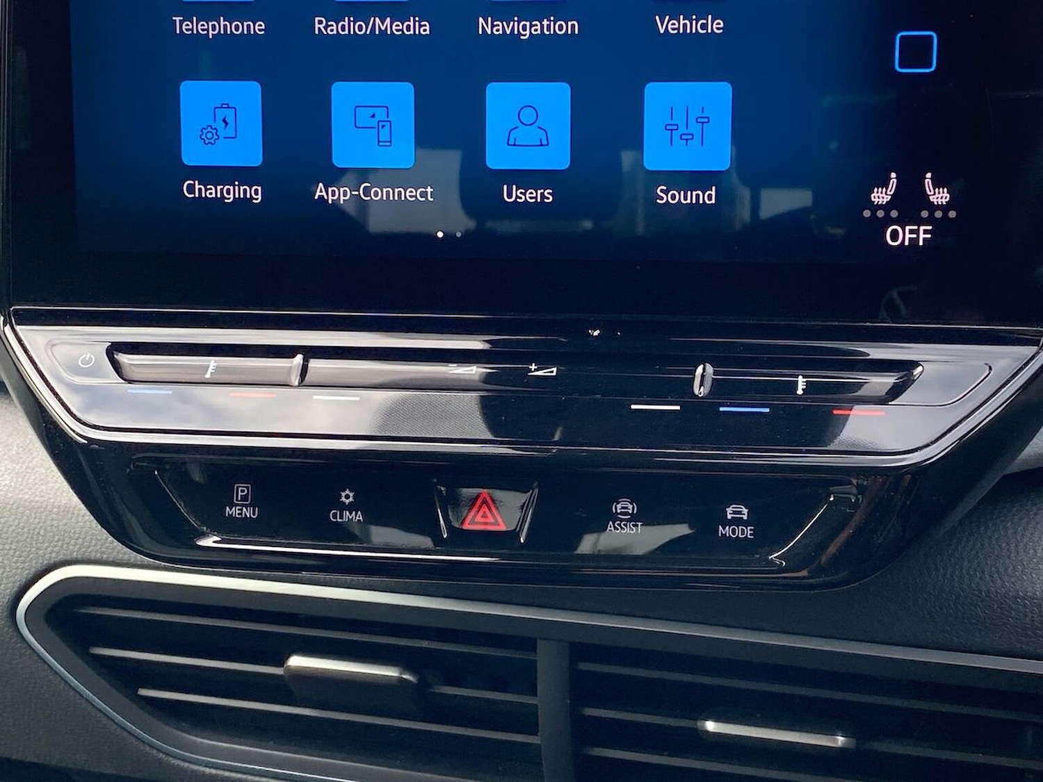 Used Volkswagen ID.3 2023 for sale - 76628205: Photo 12