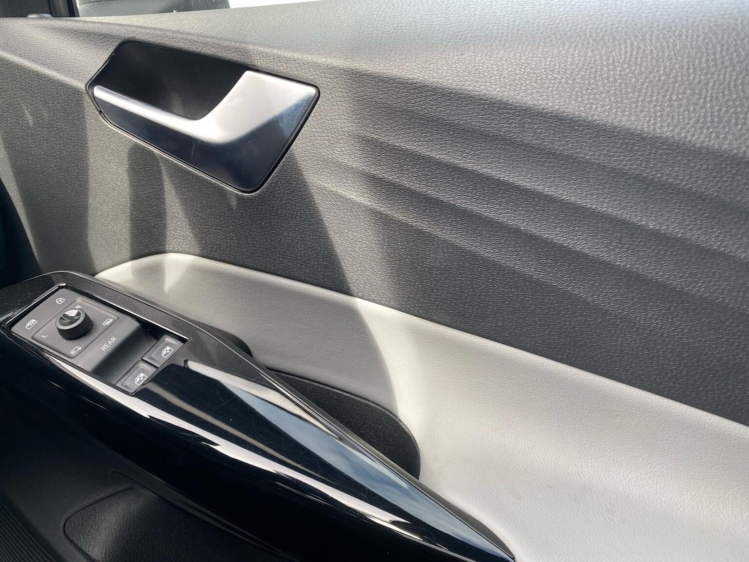 Used Volkswagen ID.3 2023 for sale - 76628205: Photo 21