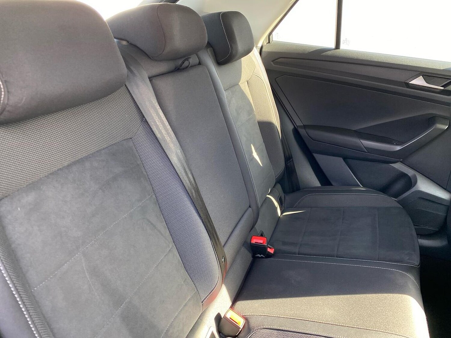 Used Volkswagen T-Roc 2023 for sale - 78195923: Photo 16