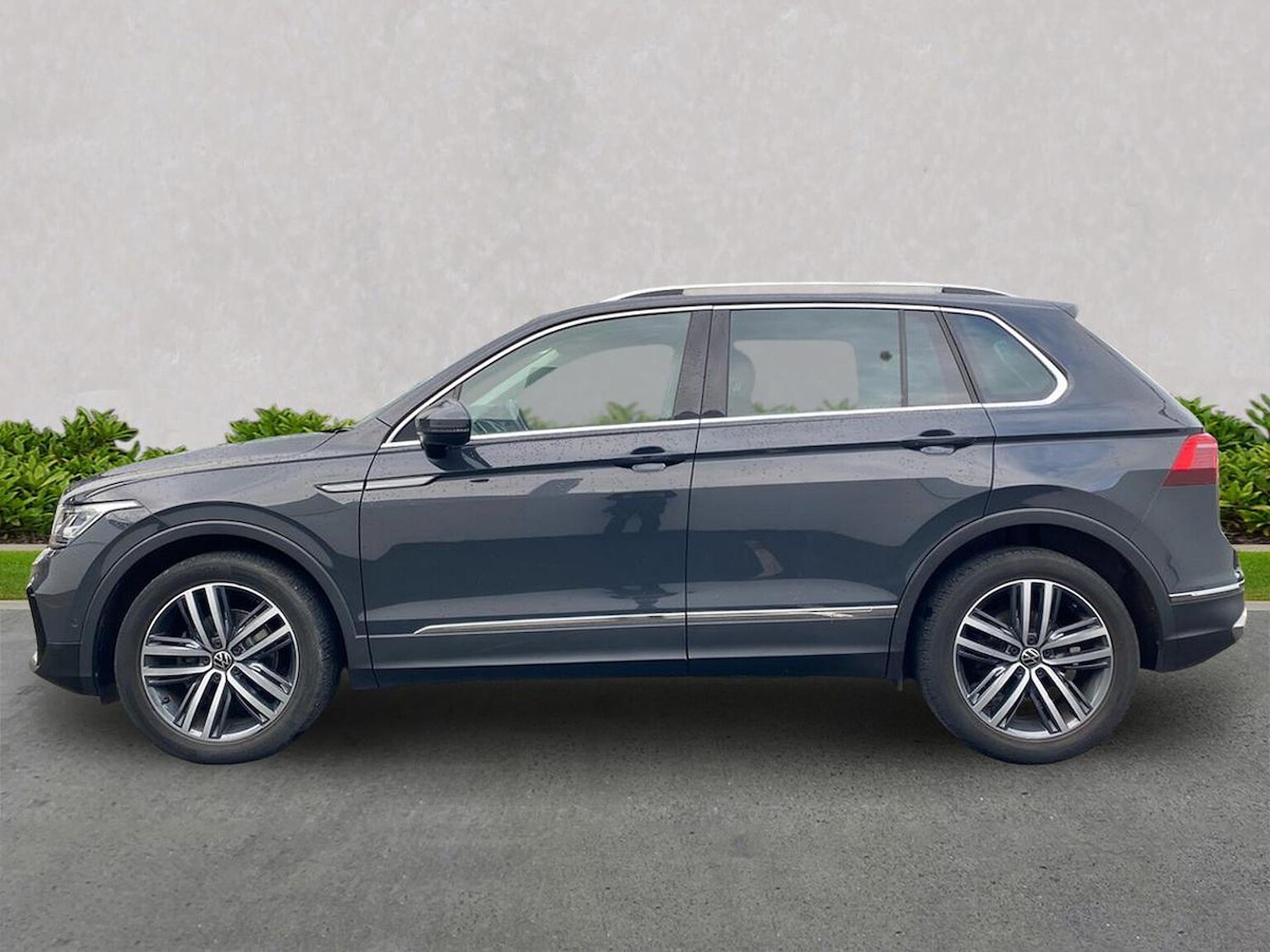 Used Volkswagen Tiguan 2021 for sale - 77715395: Photo 19