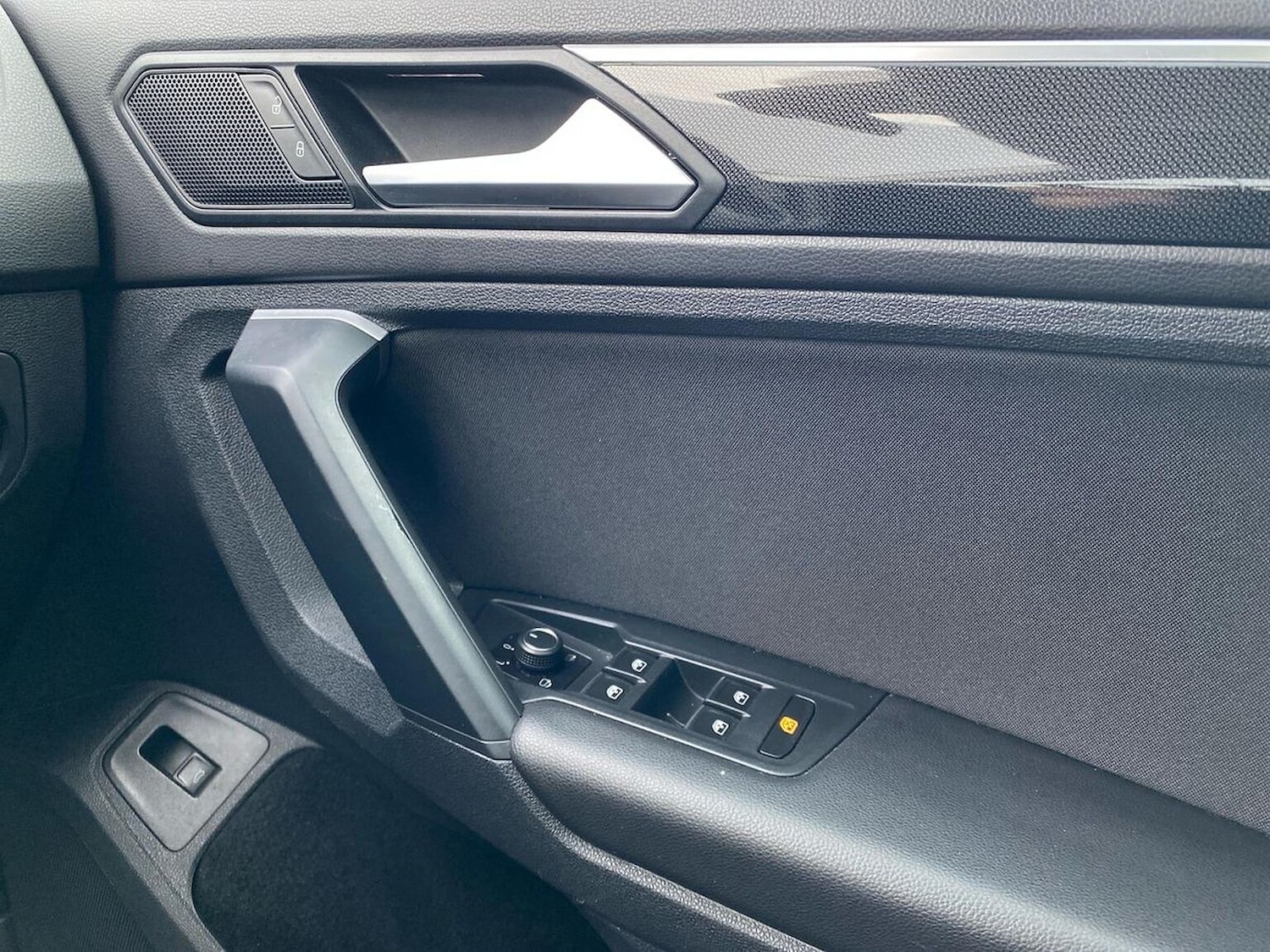 Used Volkswagen Tiguan 2021 for sale - 77715395: Photo 21