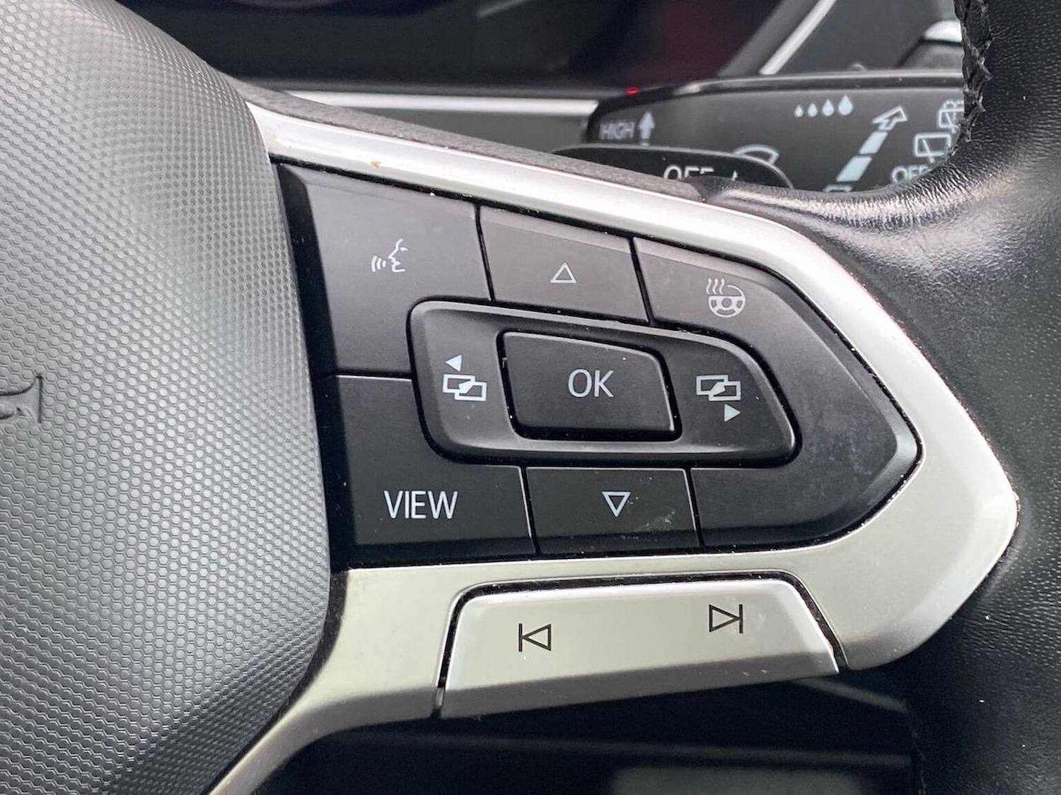 Used Volkswagen Tiguan 2021 for sale - 77715395: Photo 26