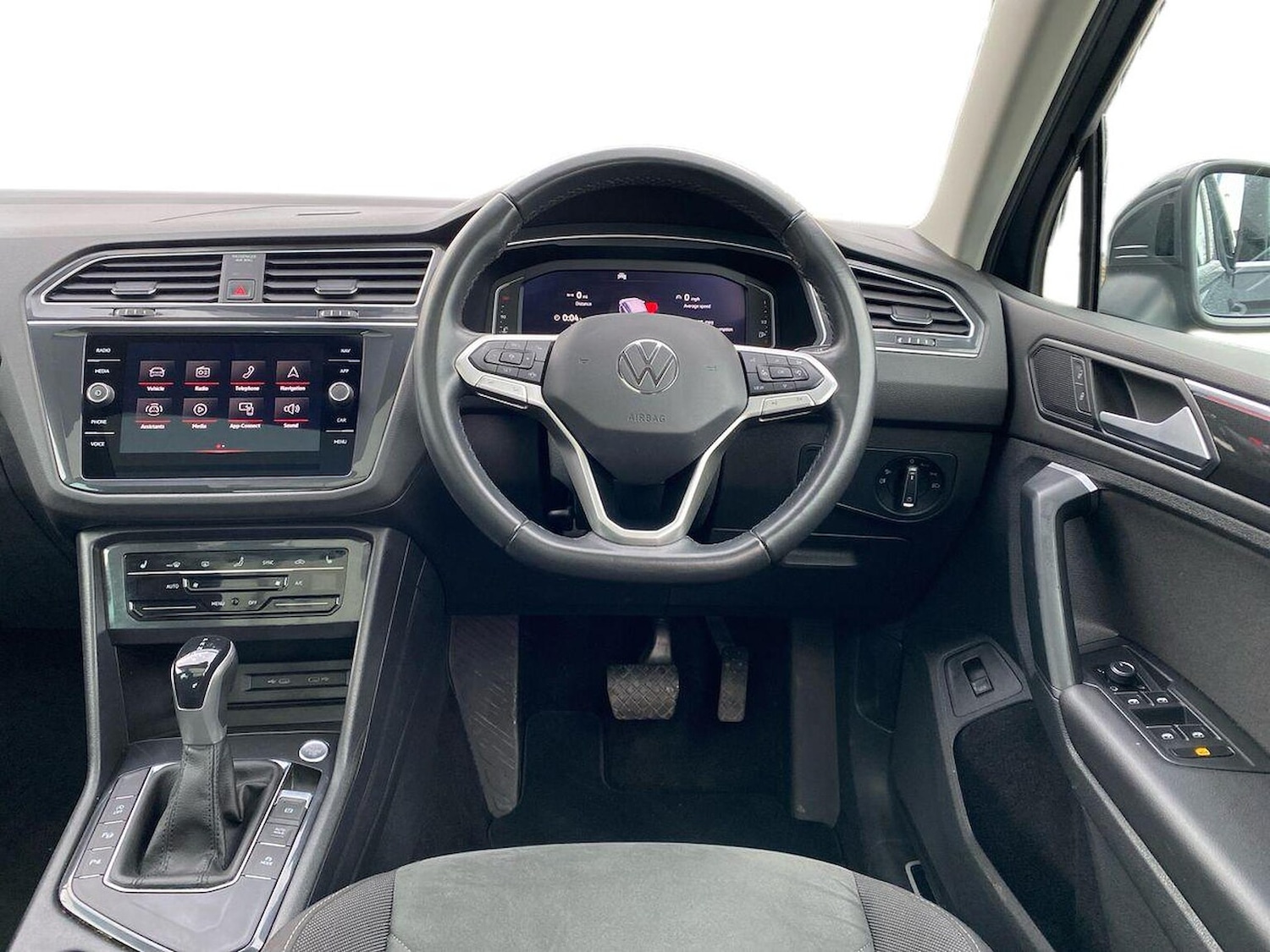 Used Volkswagen Tiguan 2021 for sale - 77715395: Photo 9