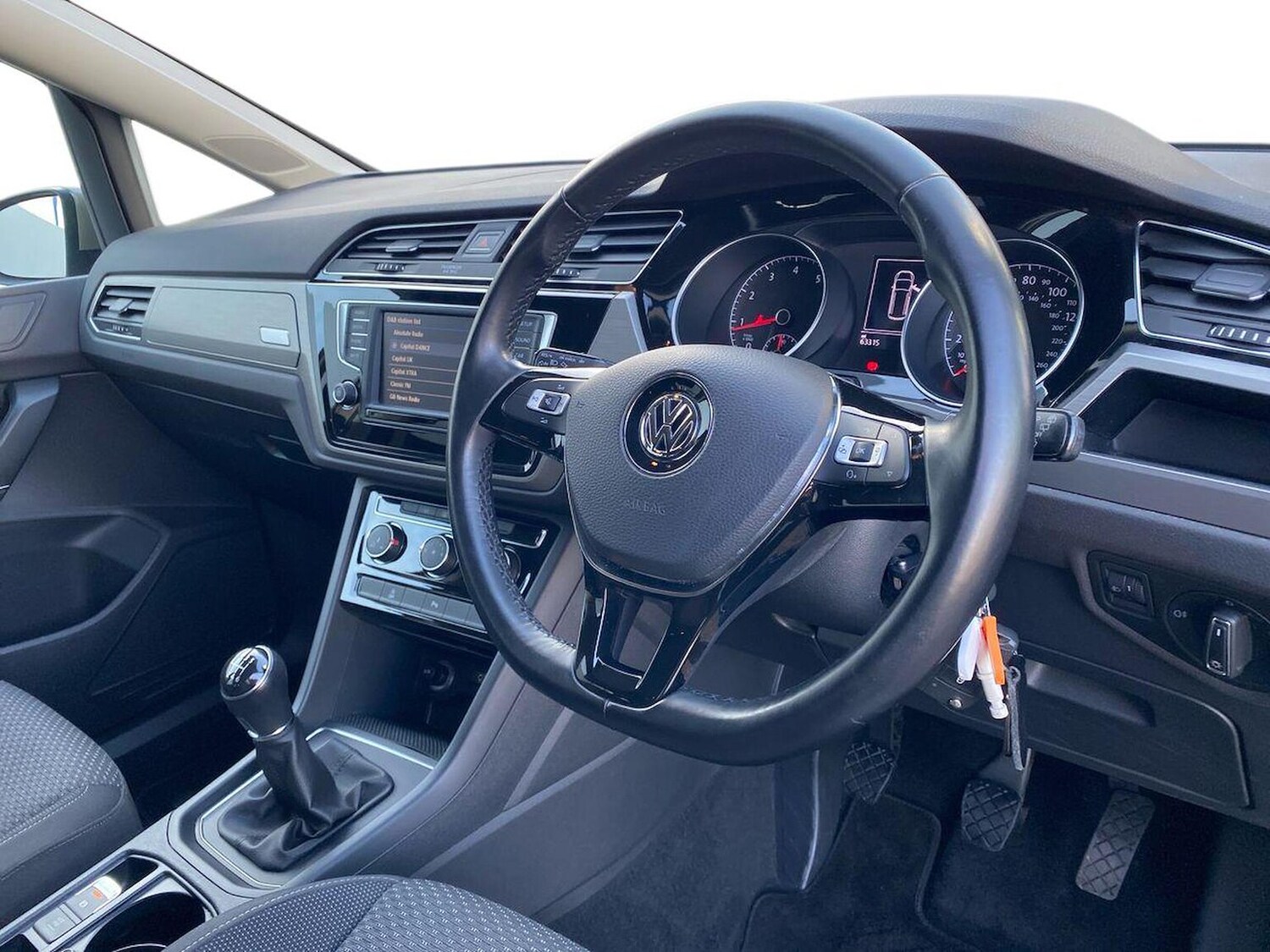 Used Volkswagen Touran 2017 for sale - 76504962: Photo 15