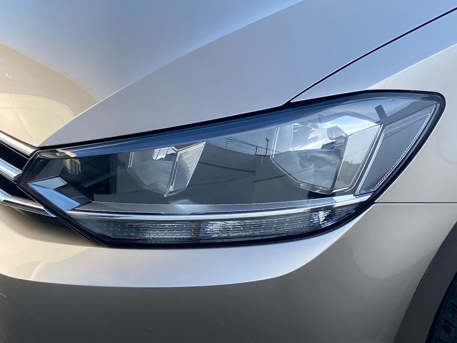 Used Volkswagen Touran 2017 for sale - 76504962: Photo 32