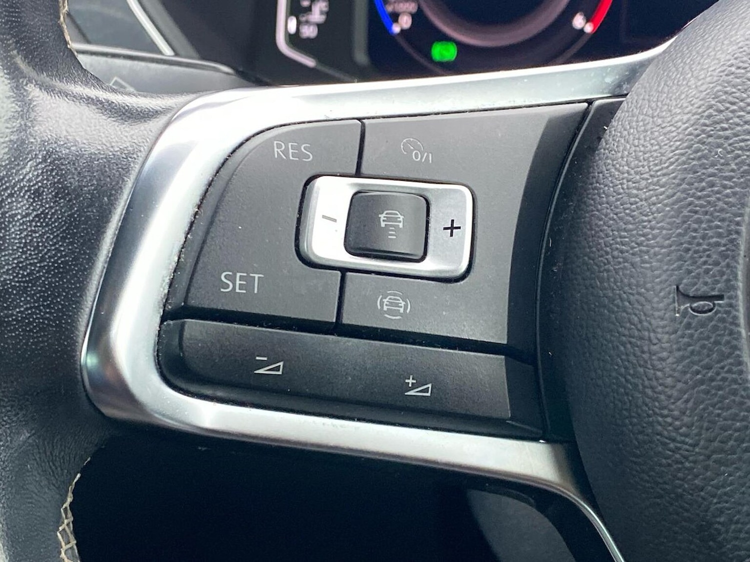 Used Volkswagen Tiguan 2020 for sale - 76449602: Photo 27