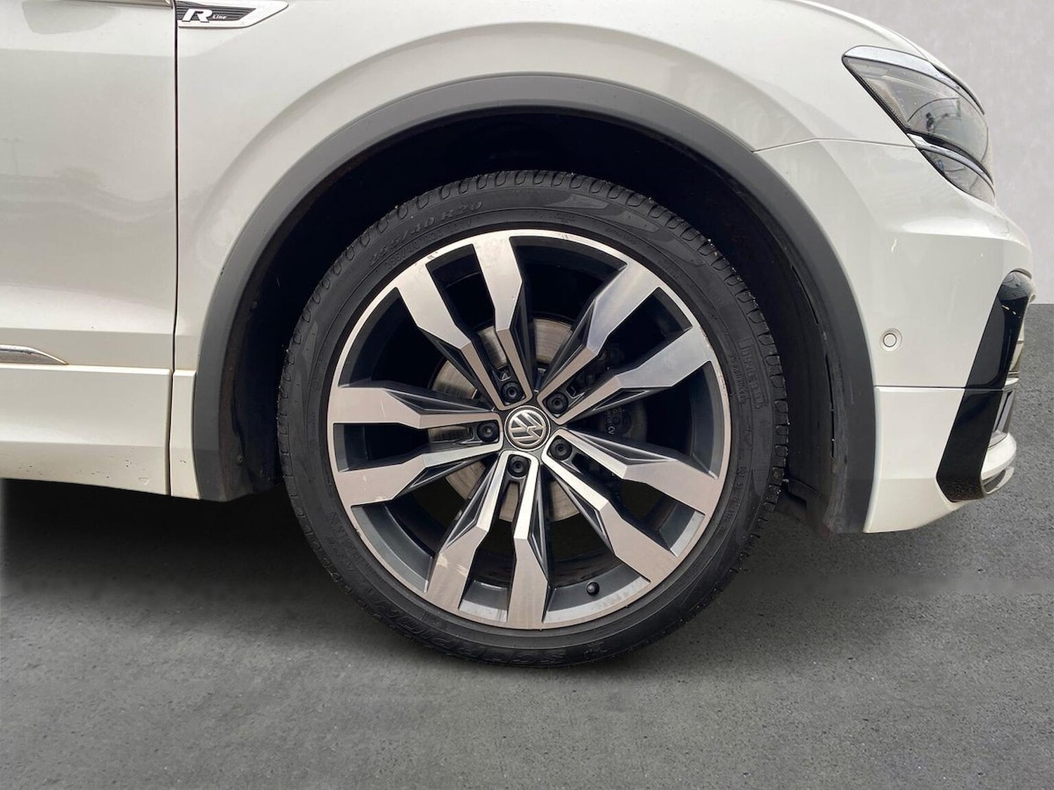 Used Volkswagen Tiguan 2020 for sale - 76449602: Photo 6