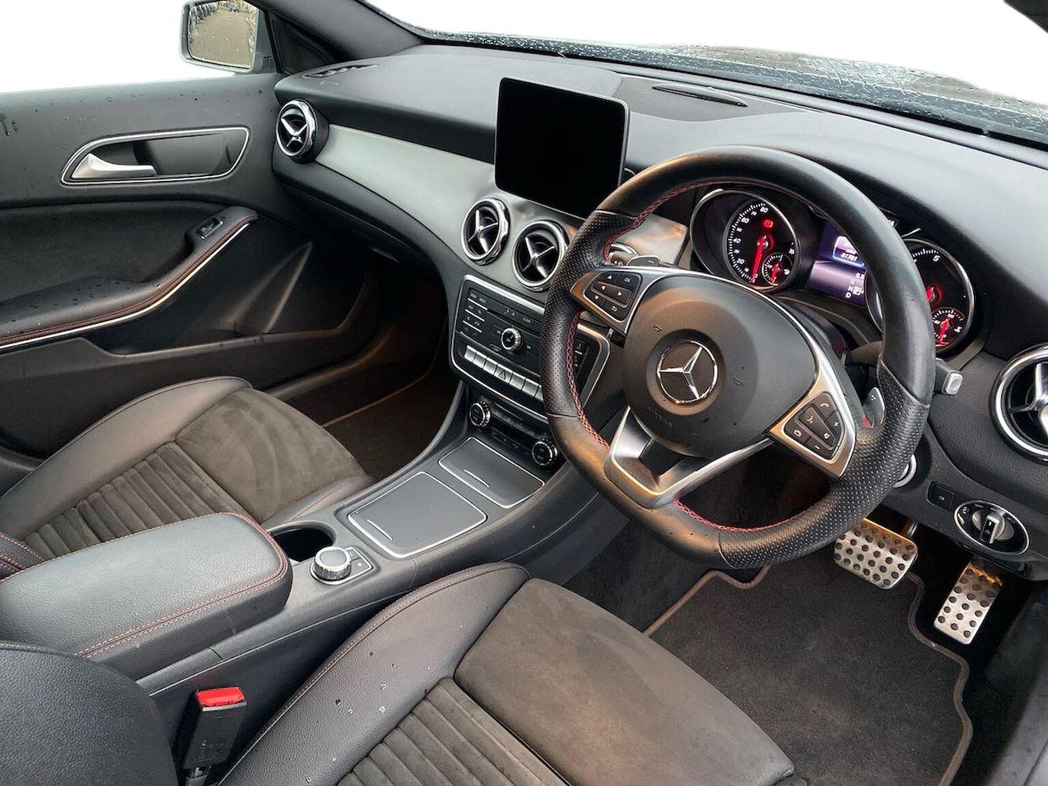 Used Mercedes-Benz GLA 2019 for sale - 76837125: Photo 15