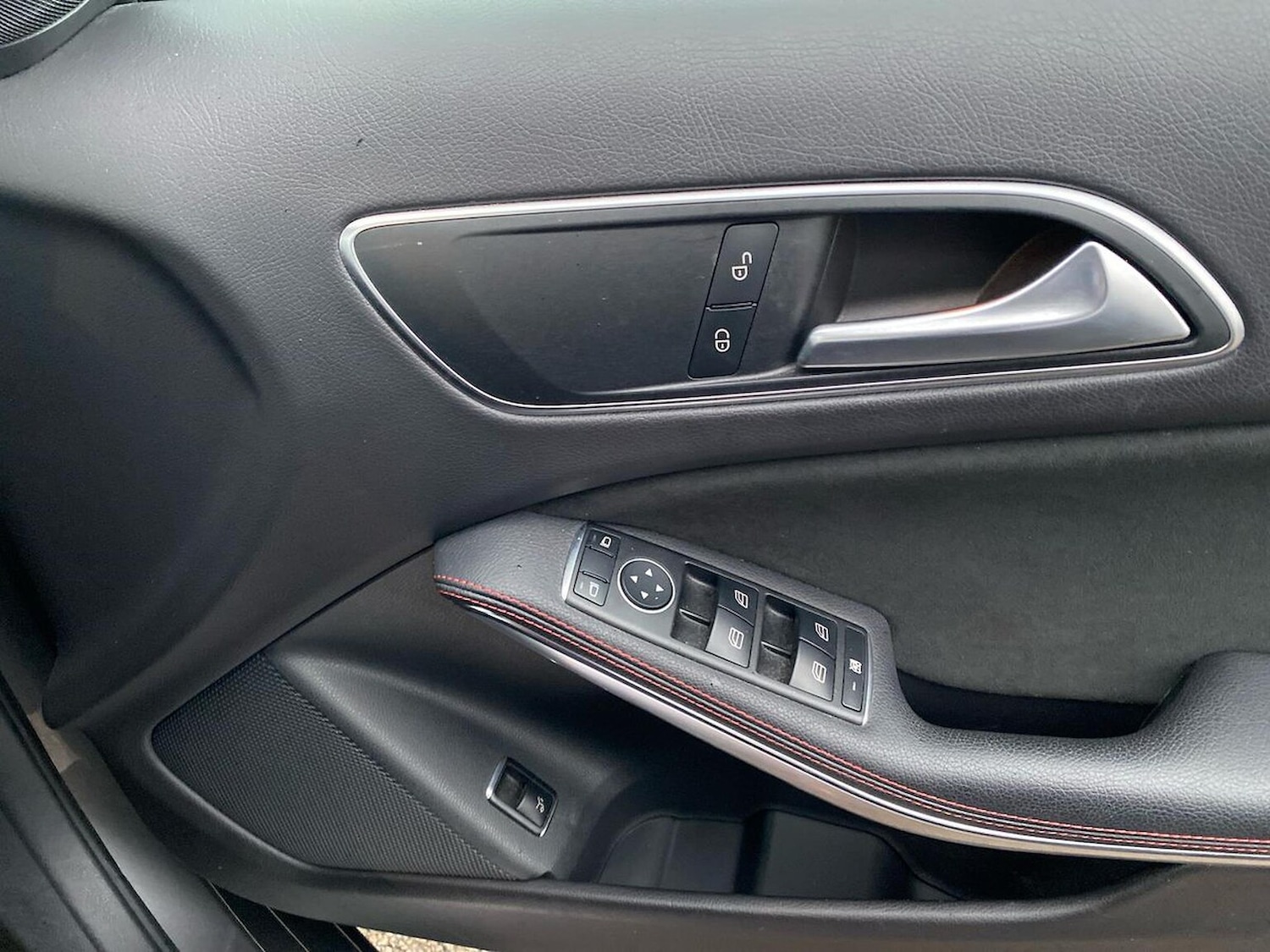 Used Mercedes-Benz GLA 2019 for sale - 76837125: Photo 21