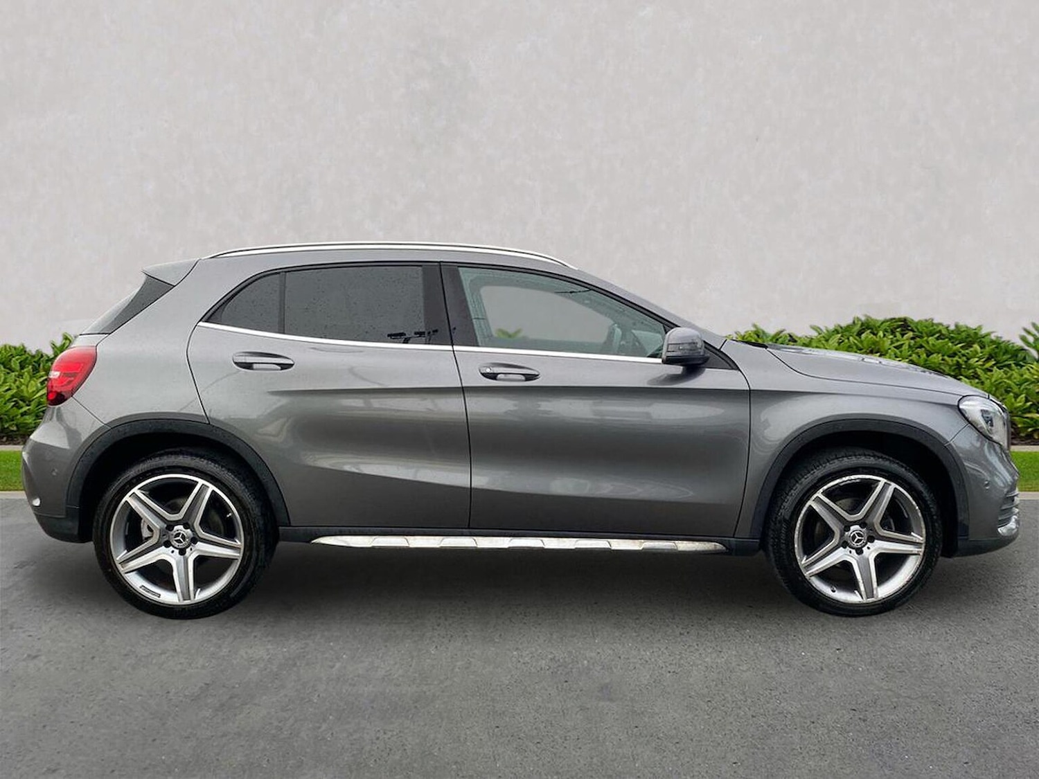 Used Mercedes-Benz GLA 2019 for sale - 76837125: Photo 3