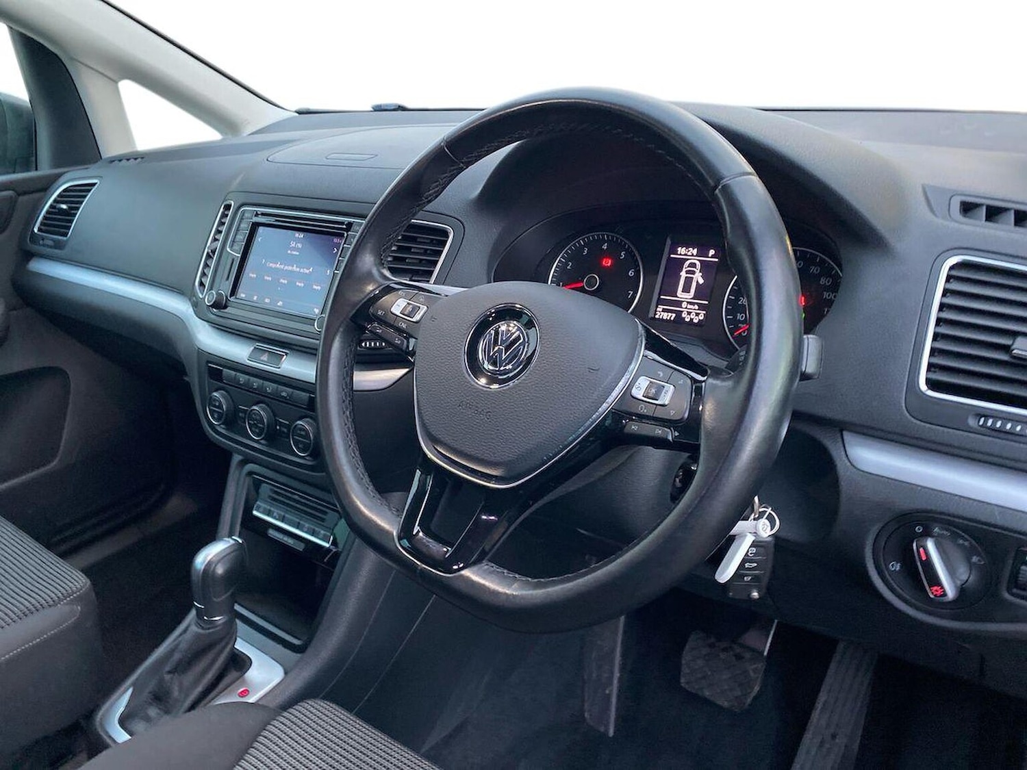 Used Volkswagen Sharan 2021 for sale - 76885063: Photo 15