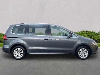 Used Volkswagen Sharan 2021 for sale - 76885063: Photo