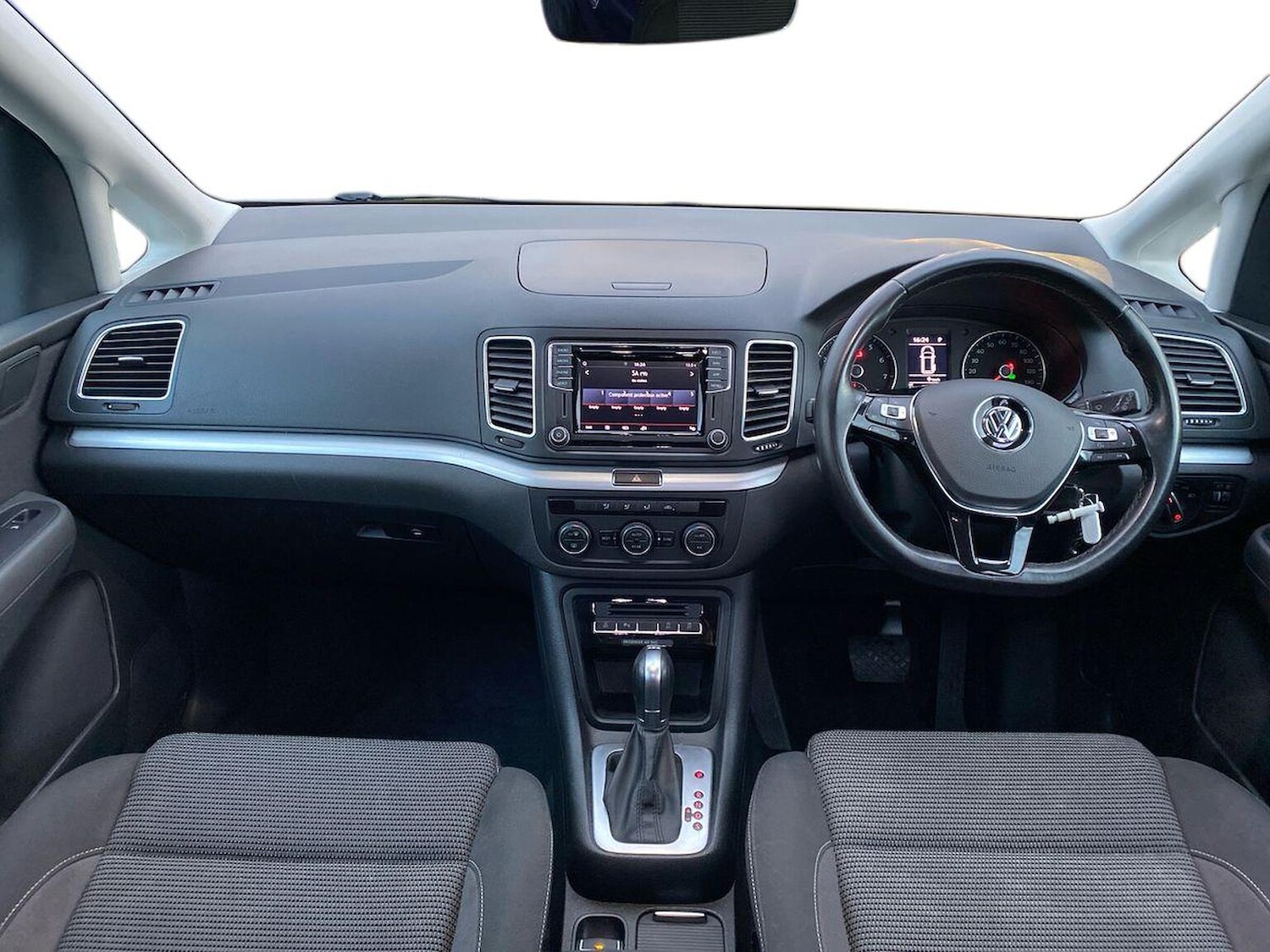 Used Volkswagen Sharan 2021 for sale - 76885063: Photo 8