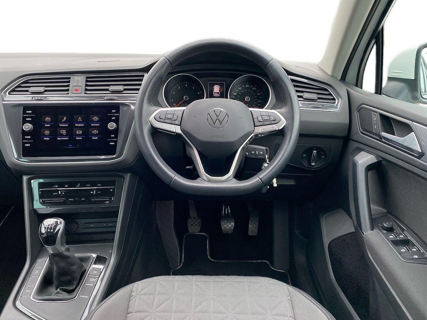 Used Volkswagen Tiguan 2022 for sale - 76478150: Photo 9