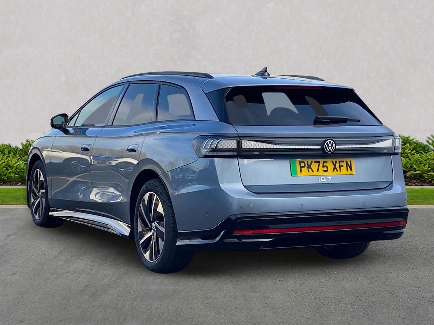 Used Volkswagen ID.7 2025 for sale - 76778321: Photo 2