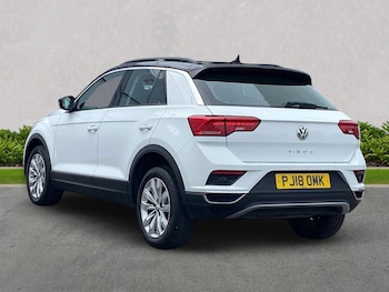 Used Volkswagen T-Roc 2018 for sale - 78673917: Photo