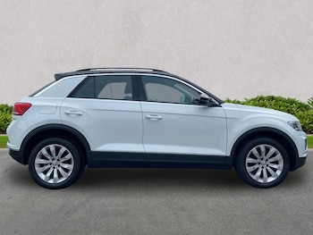 Used Volkswagen T-Roc 2018 for sale - 78673917: Photo